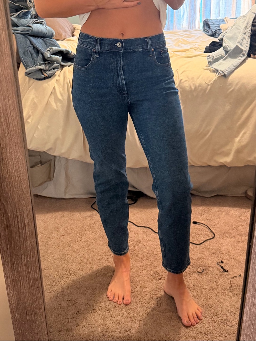 Abercrombie & Fitch High-Rise Slim Straight Jeans in Dark Blue